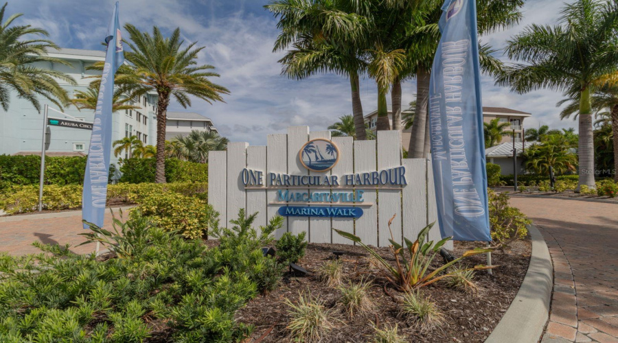 Bradenton, Florida 34209, 3 Bedroom Bedrooms, ,3 Bathroombathrooms,Residential,For Sale,Aruba,0,Mfra4703911