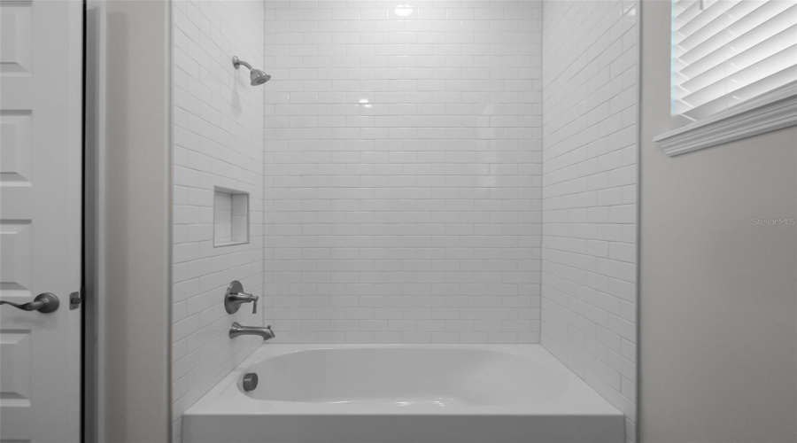 Winter Garden, Florida 34787, 4 Bedroom Bedrooms, ,3 Bathroombathrooms,Residential,For Sale,Shine View,0,Mfro6430277