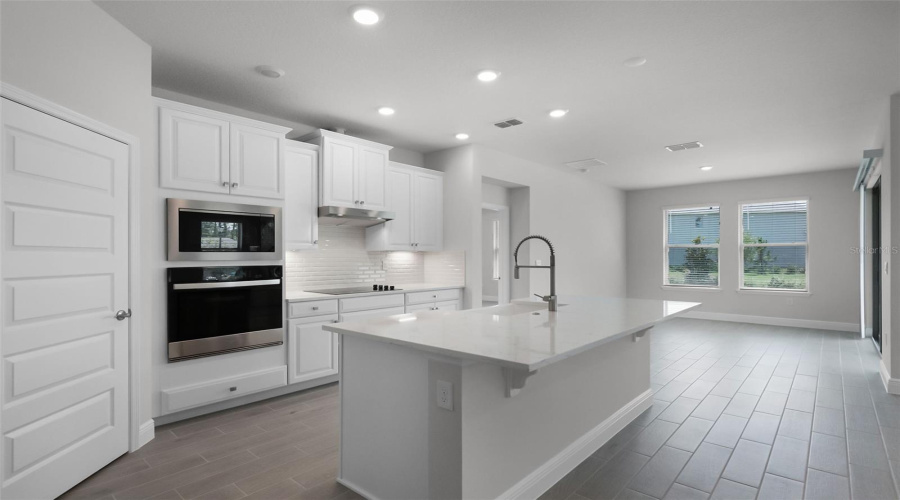 Winter Garden, Florida 34787, 4 Bedroom Bedrooms, ,3 Bathroombathrooms,Residential,For Sale,Shine View,0,Mfro6430277