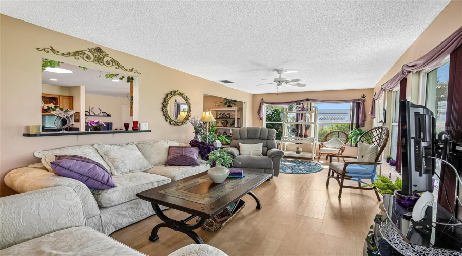 Sun City Center, Florida 33573, 2 Bedroom Bedrooms, ,2 Bathroombathrooms,Residential,For Sale,Allegheny,0,Mfrtb8539487
