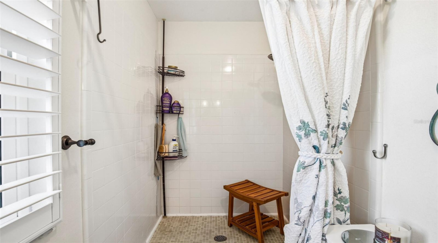Primary En Suite