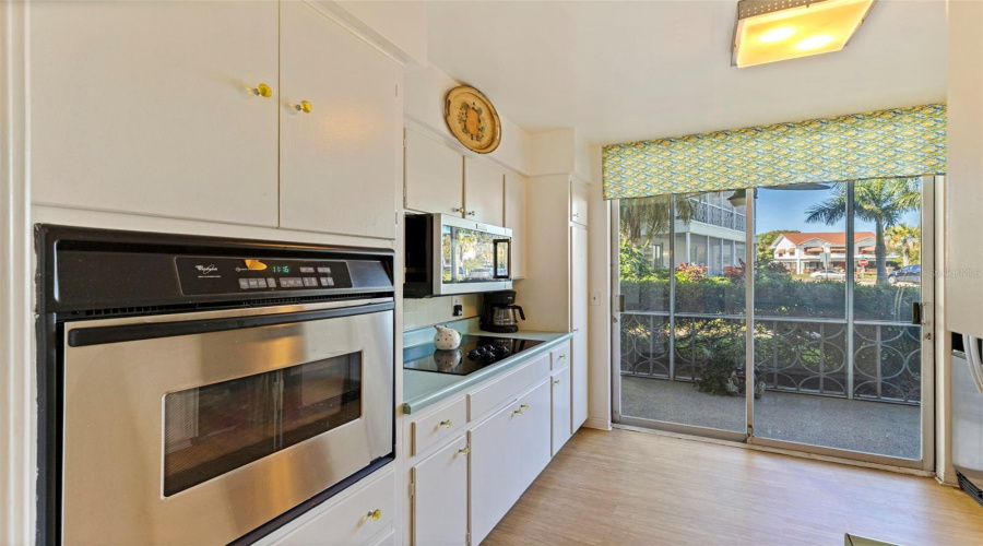 St Petersburg, Florida 33701, 1 Bedroom Bedrooms, ,1 Bathroombathrooms,Residential,For Sale,North Shore,0,Mfrtb8463460