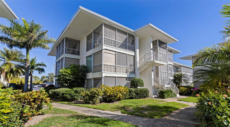 St Petersburg, Florida 33701, 1 Bedroom Bedrooms, ,1 Bathroombathrooms,Residential,For Sale,North Shore,0,Mfrtb8463460
