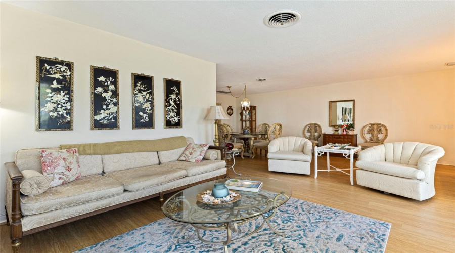 St Petersburg, Florida 33701, 1 Bedroom Bedrooms, ,1 Bathroombathrooms,Residential,For Sale,North Shore,0,Mfrtb8463460
