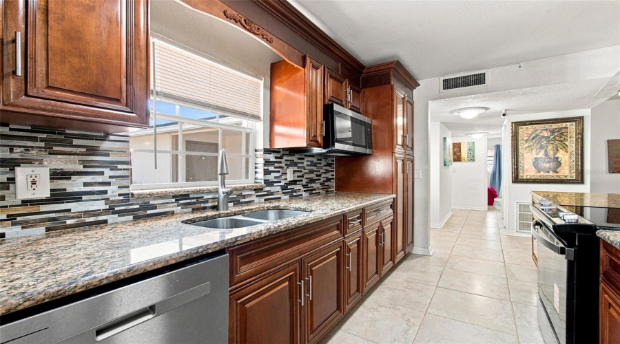 Tampa, Florida 33615, 6 Bedroom Bedrooms, ,3 Bathroombathrooms,Residential,For Sale,Ambassador,0,Mfrtb8537925