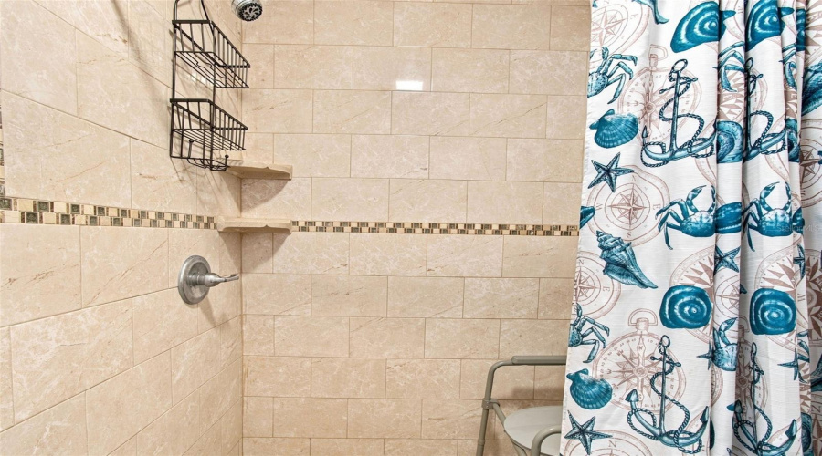 Tampa, Florida 33615, 6 Bedroom Bedrooms, ,3 Bathroombathrooms,Residential,For Sale,Ambassador,0,Mfrtb8537925
