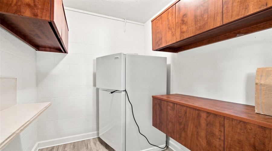 Tampa, Florida 33615, 6 Bedroom Bedrooms, ,3 Bathroombathrooms,Residential,For Sale,Ambassador,0,Mfrtb8537925