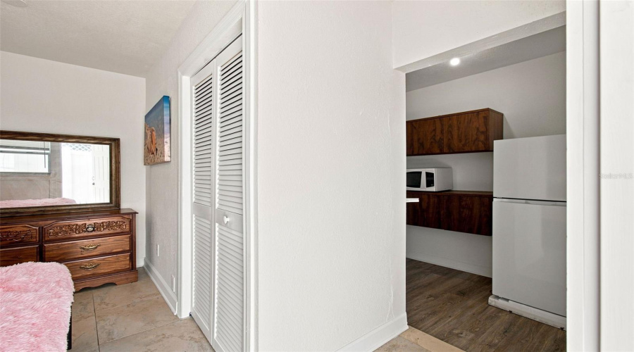Tampa, Florida 33615, 6 Bedroom Bedrooms, ,3 Bathroombathrooms,Residential,For Sale,Ambassador,0,Mfrtb8537925
