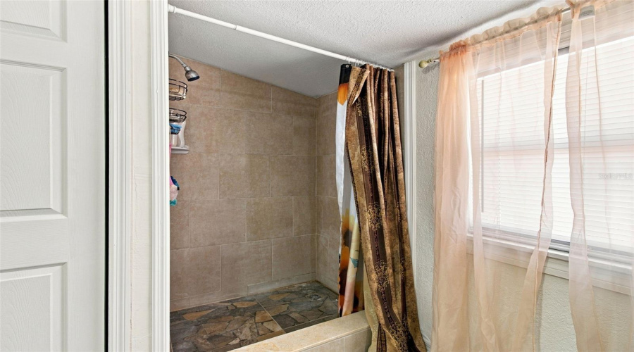 Tampa, Florida 33615, 6 Bedroom Bedrooms, ,3 Bathroombathrooms,Residential,For Sale,Ambassador,0,Mfrtb8537925