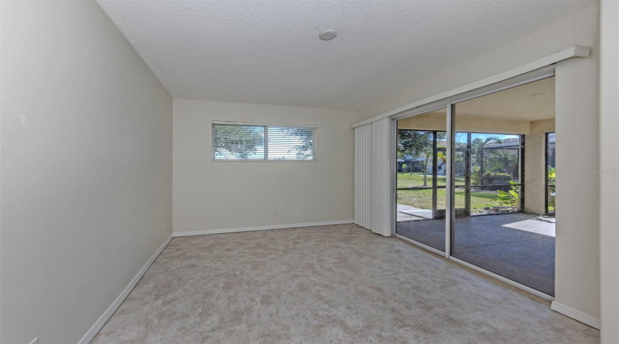 Venice, Florida 34292, 3 Bedroom Bedrooms, ,2 Bathroombathrooms,Residential,For Sale,Dancing River,0,Mfrn6144327
