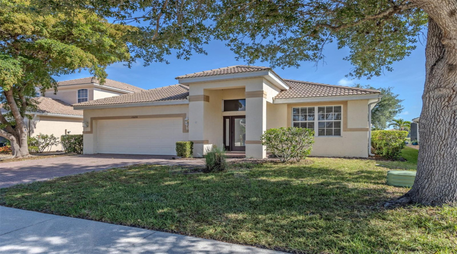 Venice, Florida 34292, 3 Bedroom Bedrooms, ,2 Bathroombathrooms,Residential,For Sale,Dancing River,0,Mfrn6144327