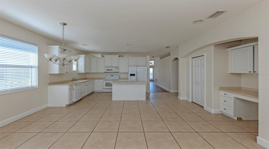 Venice, Florida 34292, 3 Bedroom Bedrooms, ,2 Bathroombathrooms,Residential,For Sale,Dancing River,0,Mfrn6144327