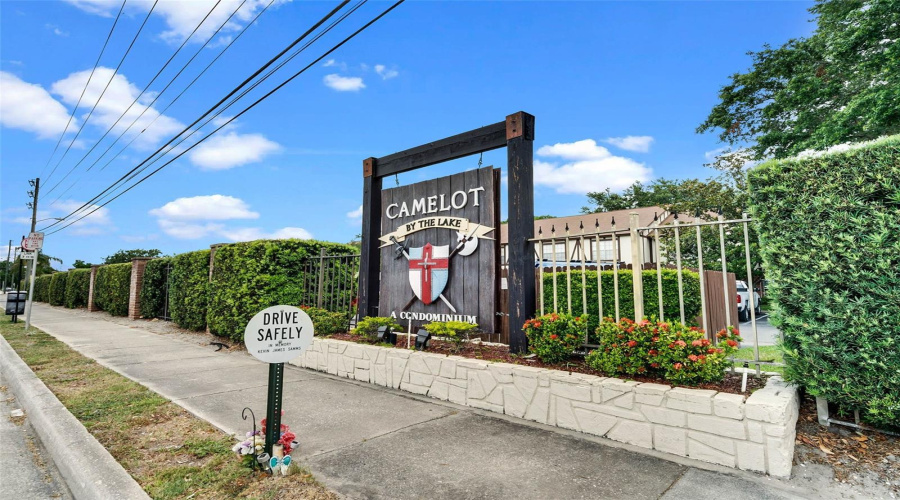 Orlando, Florida 32809, 1 Bedroom Bedrooms, ,1 Bathroombathrooms,Residential,For Sale,Hansel,0,Mfro6433270