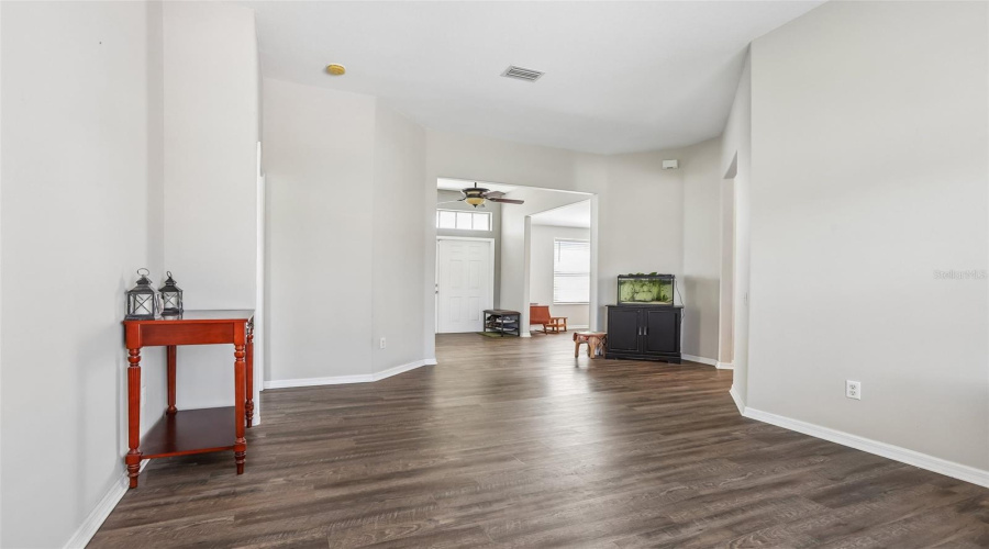 Plant City, Florida 33567, 4 Bedroom Bedrooms, ,3 Bathroombathrooms,Residential,For Sale,Wooden Shoe,0,Mfrtb8529534