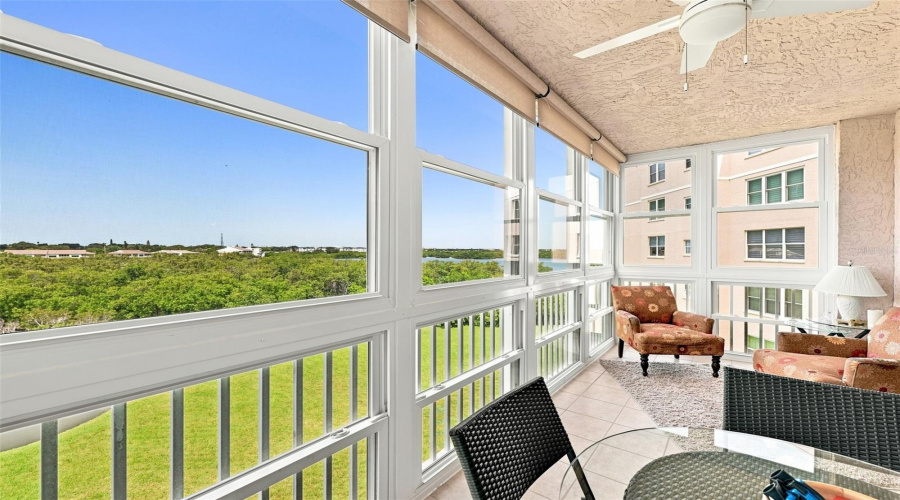 Seminole, Florida 33708, 3 Bedroom Bedrooms, ,2 Bathroombathrooms,Residential,For Sale,Shoreline,0,Mfrtb8540726