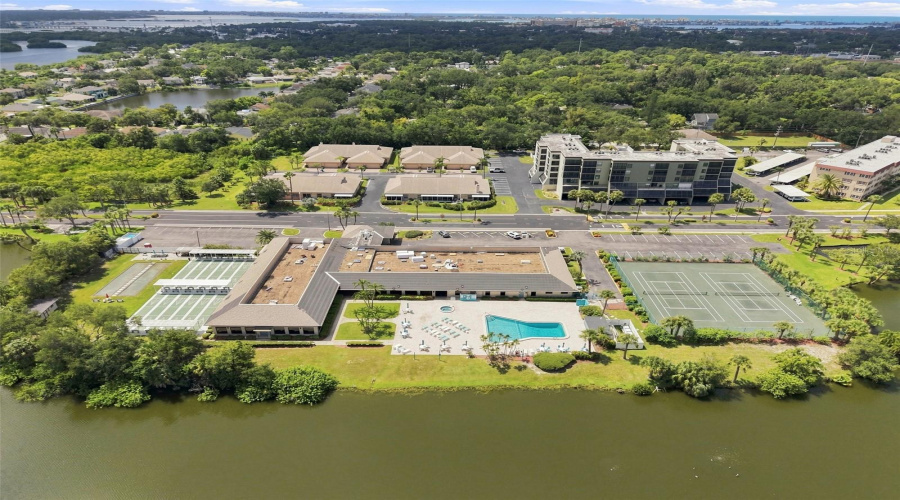 Seminole, Florida 33708, 3 Bedroom Bedrooms, ,2 Bathroombathrooms,Residential,For Sale,Shoreline,0,Mfrtb8540726