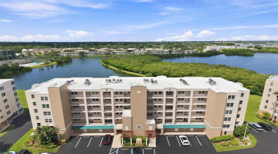 Seminole, Florida 33708, 3 Bedroom Bedrooms, ,2 Bathroombathrooms,Residential,For Sale,Shoreline,0,Mfrtb8540726