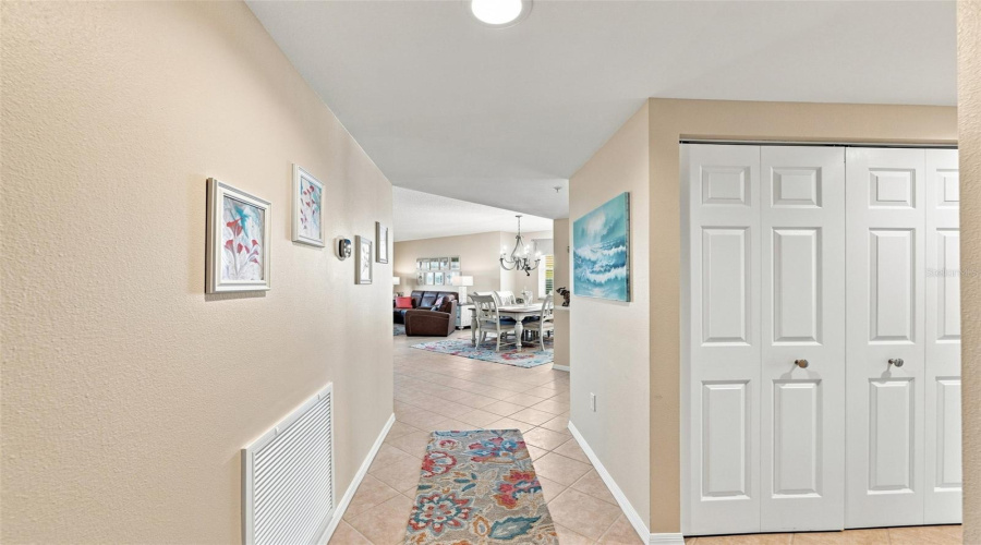 Seminole, Florida 33708, 3 Bedroom Bedrooms, ,2 Bathroombathrooms,Residential,For Sale,Shoreline,0,Mfrtb8540726
