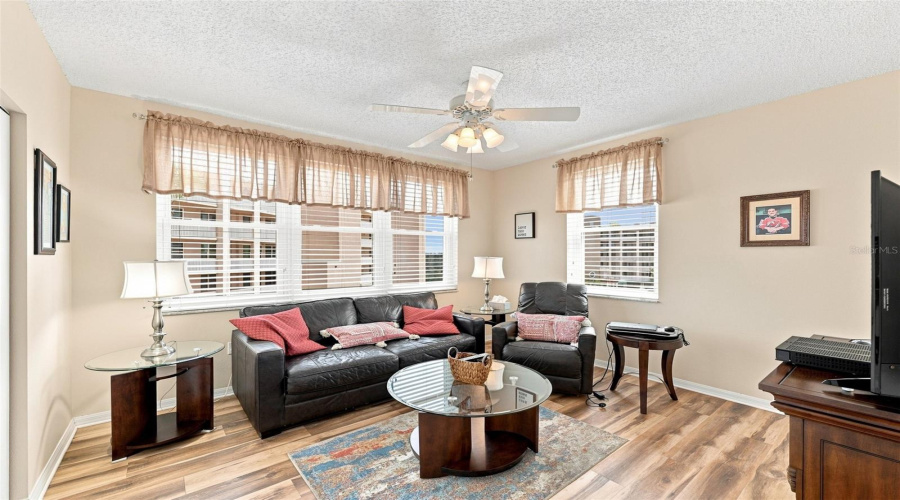 Seminole, Florida 33708, 3 Bedroom Bedrooms, ,2 Bathroombathrooms,Residential,For Sale,Shoreline,0,Mfrtb8540726