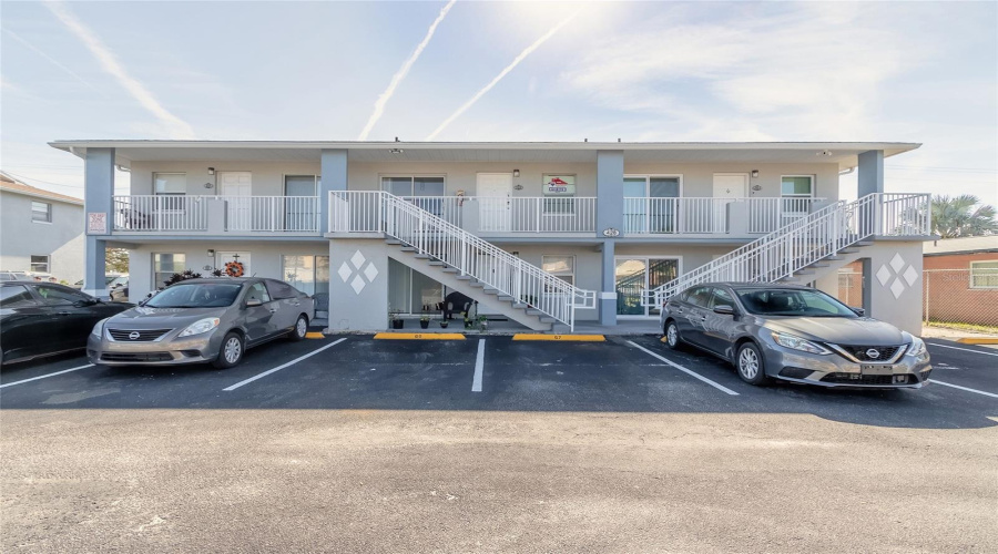 Daytona Beach, Florida 32118, 2 Bedroom Bedrooms, ,1 Bathroombathrooms,Residential,For Sale,Auburn,0,Mfrfc320935