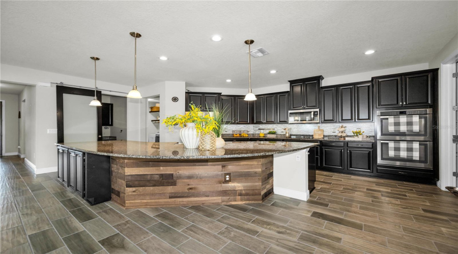 Lutz, Florida 33558, 4 Bedroom Bedrooms, ,3 Bathroombathrooms,Residential,For Sale,Roseate,0,Mfrtb8512909
