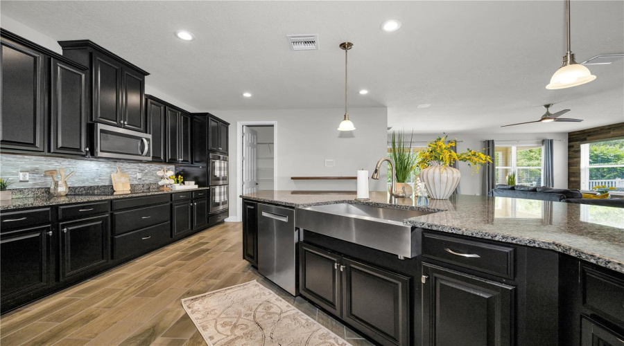 Lutz, Florida 33558, 4 Bedroom Bedrooms, ,3 Bathroombathrooms,Residential,For Sale,Roseate,0,Mfrtb8512909