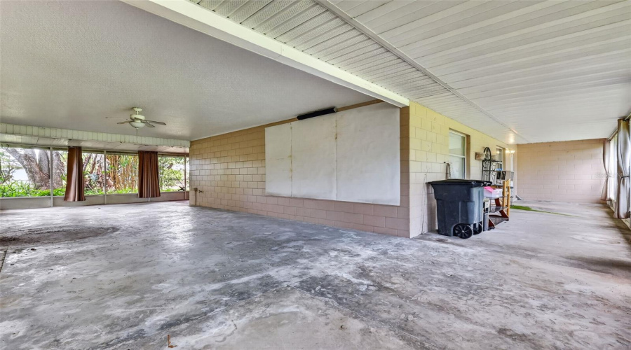 Umatilla, Florida 32784, 3 Bedroom Bedrooms, ,2 Bathroombathrooms,Residential,For Sale,Beach Dr,0,Mfrg5116988