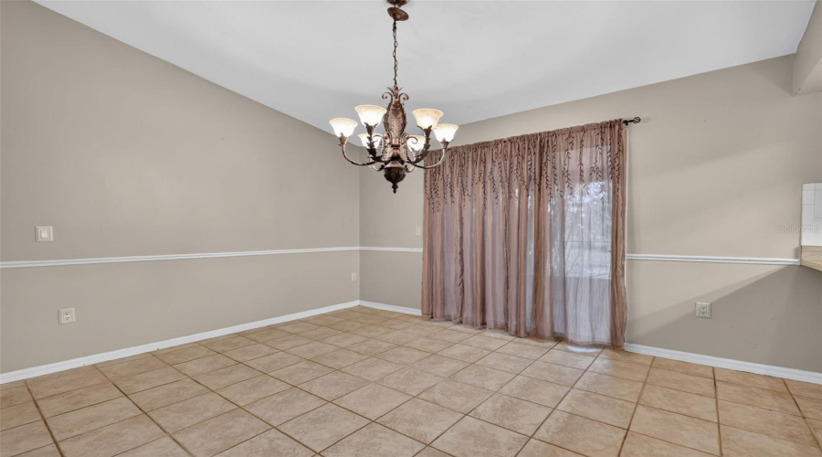 Umatilla, Florida 32784, 3 Bedroom Bedrooms, ,2 Bathroombathrooms,Residential,For Sale,Beach Dr,0,Mfrg5116988