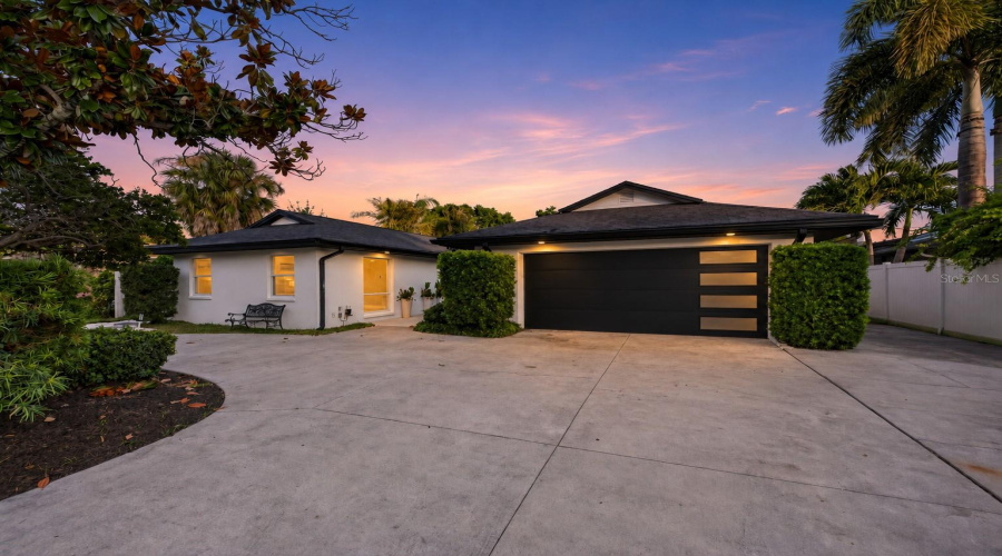 St Petersburg, Florida 33704, 4 Bedroom Bedrooms, ,4 Bathroombathrooms,Residential,For Sale,Miramar,0,Mfrtb8538003