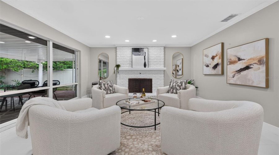 St Petersburg, Florida 33704, 4 Bedroom Bedrooms, ,4 Bathroombathrooms,Residential,For Sale,Miramar,0,Mfrtb8538003