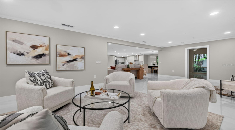 St Petersburg, Florida 33704, 4 Bedroom Bedrooms, ,4 Bathroombathrooms,Residential,For Sale,Miramar,0,Mfrtb8538003
