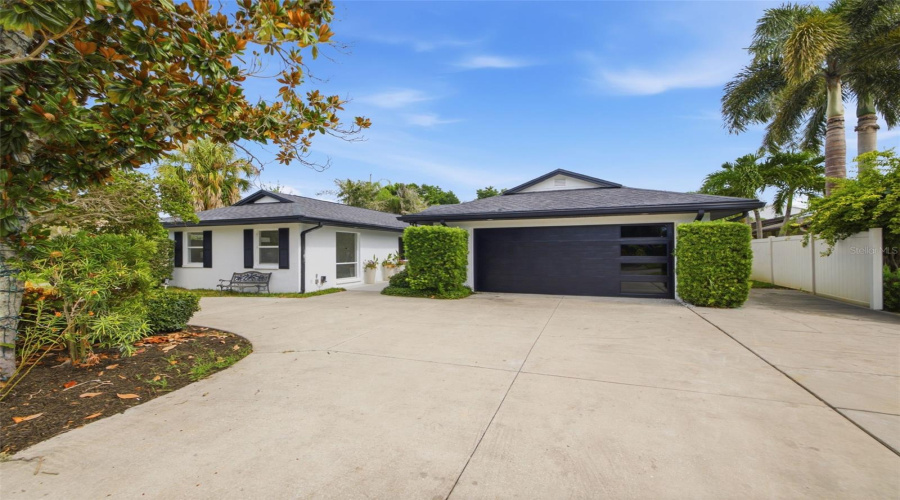 St Petersburg, Florida 33704, 4 Bedroom Bedrooms, ,4 Bathroombathrooms,Residential,For Sale,Miramar,0,Mfrtb8538003