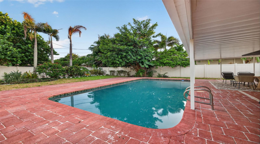 St Petersburg, Florida 33704, 4 Bedroom Bedrooms, ,4 Bathroombathrooms,Residential,For Sale,Miramar,0,Mfrtb8538003