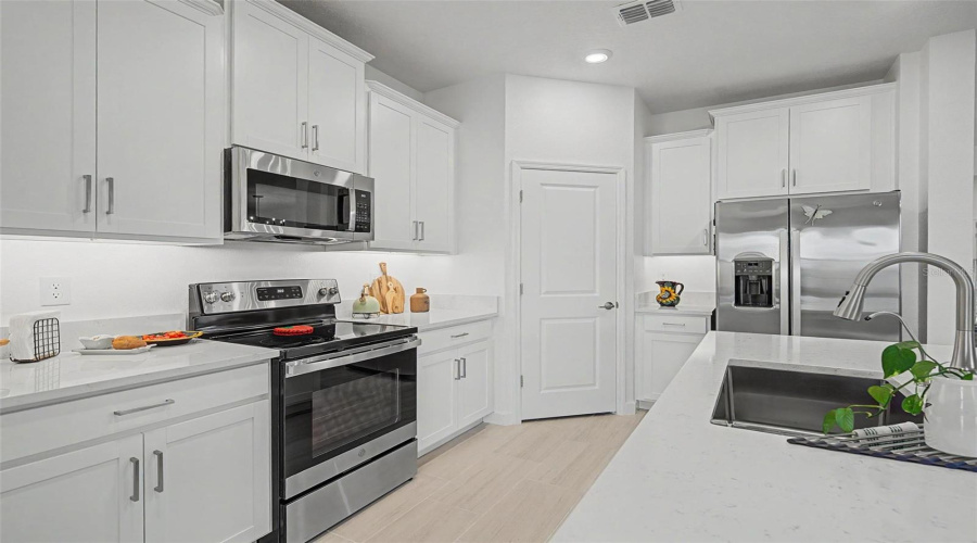 San Antonio, Florida 33576, 2 Bedroom Bedrooms, ,2 Bathroombathrooms,Residential,For Sale,Gable Dig,0,Mfrtb8542267