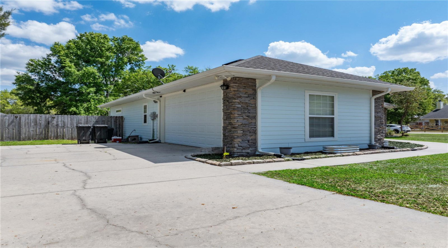 Lake Butler, Florida 32054, 3 Bedroom Bedrooms, ,2 Bathroombathrooms,Residential,For Sale,152Nd,0,Mfrgc538928