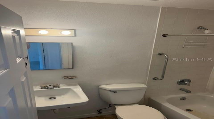 Orlando, Florida 32819, 2 Bedroom Bedrooms, ,2 Bathroombathrooms,Residential,For Sale,Arezzo,0,Mfro6437013