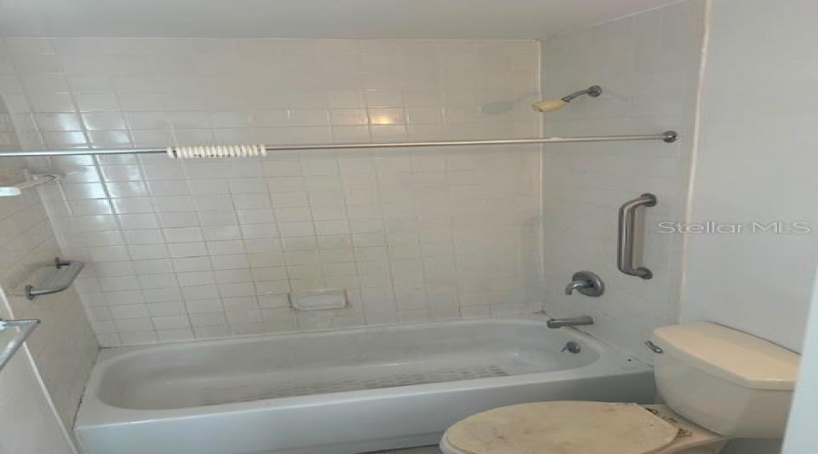 Orlando, Florida 32819, 2 Bedroom Bedrooms, ,2 Bathroombathrooms,Residential,For Sale,Arezzo,0,Mfro6437013