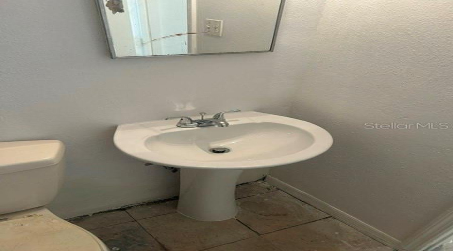 Orlando, Florida 32819, 2 Bedroom Bedrooms, ,2 Bathroombathrooms,Residential,For Sale,Arezzo,0,Mfro6437013