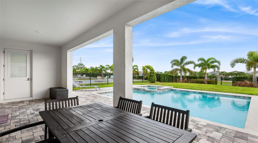 Kissimmee, Florida 34747, 5 Bedroom Bedrooms, ,4 Bathroombathrooms,Residential,For Sale,Southfield,0,Mfro6299793