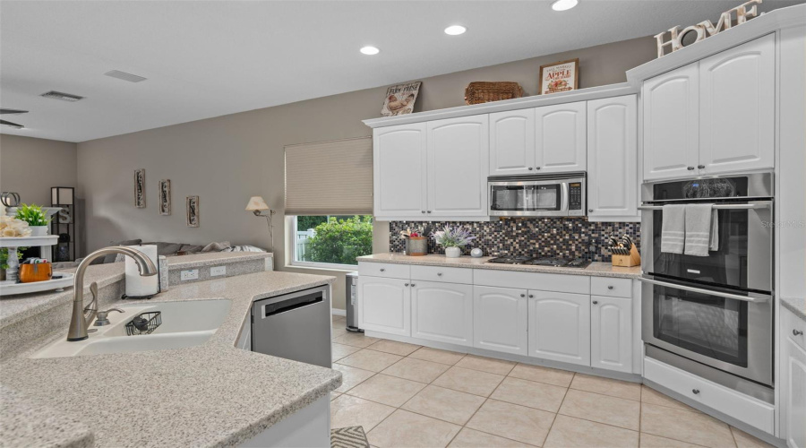 New Port Richey, Florida 34655, 4 Bedroom Bedrooms, ,3 Bathroombathrooms,Residential,For Sale,Edelweiss,0,Mfrtb8542850