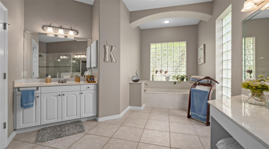 New Port Richey, Florida 34655, 4 Bedroom Bedrooms, ,3 Bathroombathrooms,Residential,For Sale,Edelweiss,0,Mfrtb8542850
