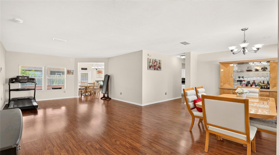 Gainesville, Florida 32608, 4 Bedroom Bedrooms, ,3 Bathroombathrooms,Residential,For Sale,75Th,0,Mfrgc542791
