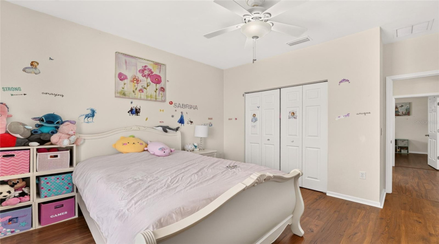 Gainesville, Florida 32608, 4 Bedroom Bedrooms, ,3 Bathroombathrooms,Residential,For Sale,75Th,0,Mfrgc542791
