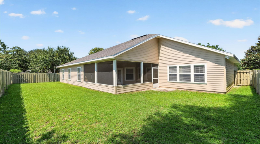 Gainesville, Florida 32608, 4 Bedroom Bedrooms, ,3 Bathroombathrooms,Residential,For Sale,75Th,0,Mfrgc542791