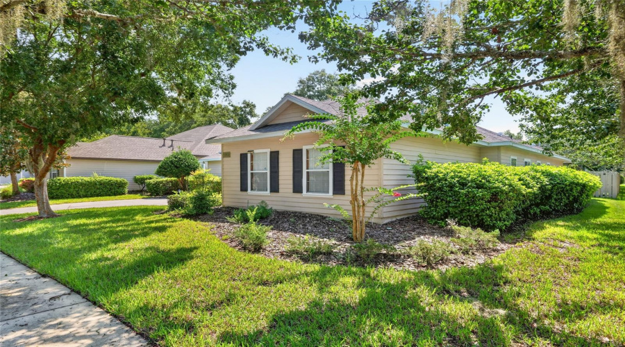 Gainesville, Florida 32608, 4 Bedroom Bedrooms, ,3 Bathroombathrooms,Residential,For Sale,75Th,0,Mfrgc542791