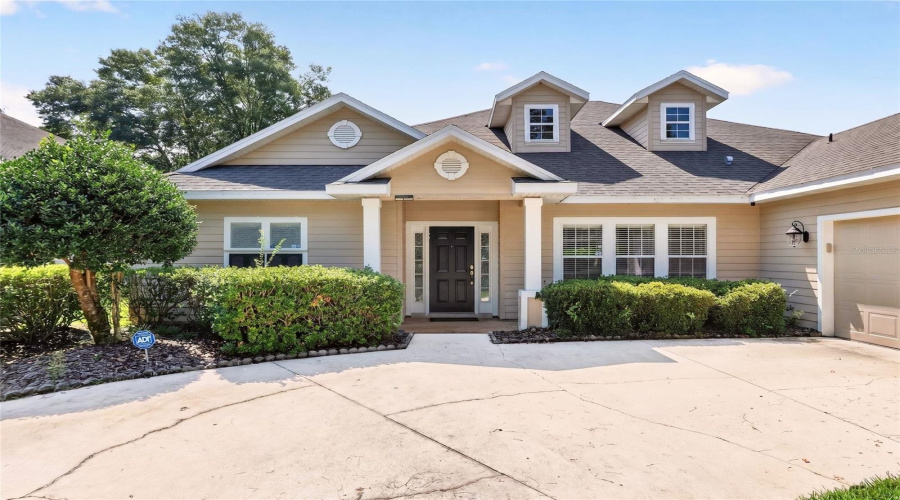 Gainesville, Florida 32608, 4 Bedroom Bedrooms, ,3 Bathroombathrooms,Residential,For Sale,75Th,0,Mfrgc542791