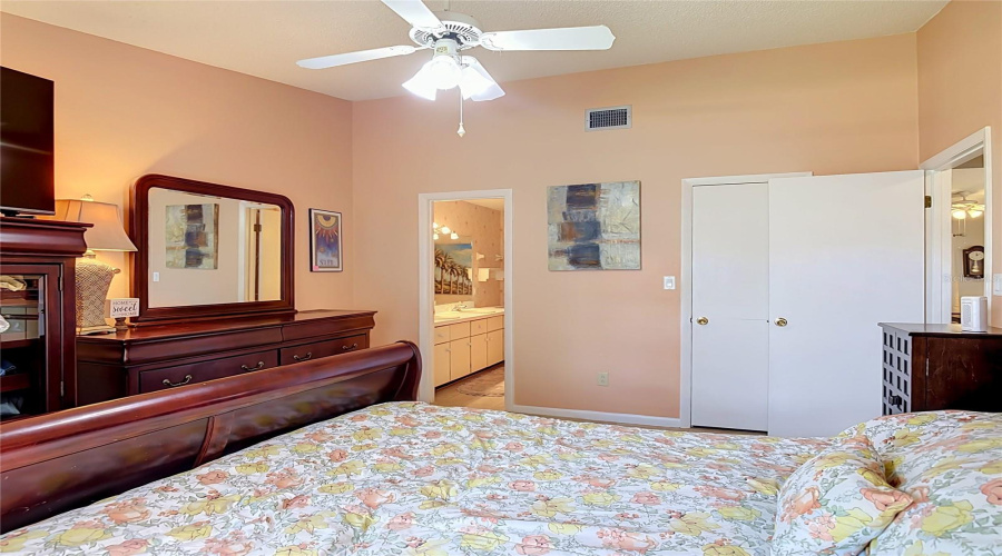 Debary, Florida 32713, 2 Bedroom Bedrooms, ,2 Bathroombathrooms,Residential,For Sale,Eastridge,0,Mfrv4950170