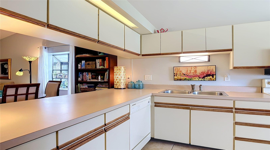 Debary, Florida 32713, 2 Bedroom Bedrooms, ,2 Bathroombathrooms,Residential,For Sale,Eastridge,0,Mfrv4950170