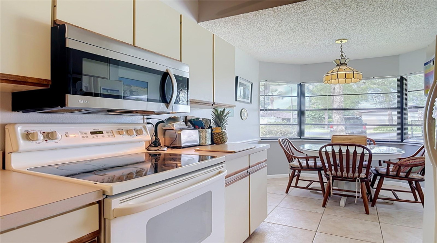 Debary, Florida 32713, 2 Bedroom Bedrooms, ,2 Bathroombathrooms,Residential,For Sale,Eastridge,0,Mfrv4950170