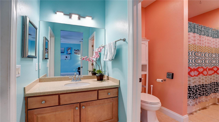 Apollo Beach, Florida 33572, 3 Bedroom Bedrooms, ,2 Bathroombathrooms,Residential,For Sale,Luminar Pointe,0,Mfrtb8480468